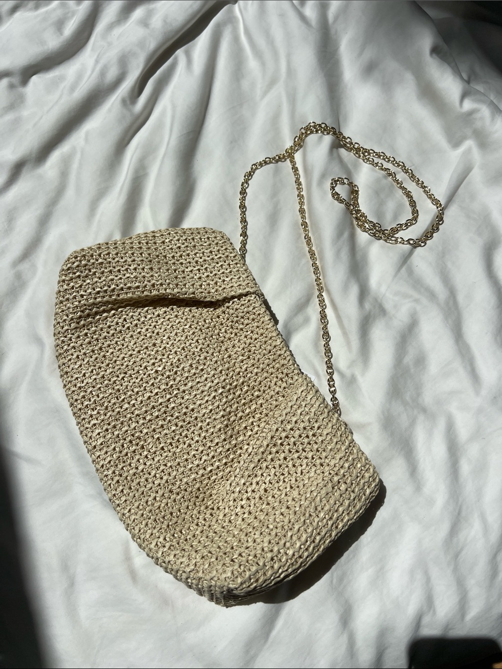 Woven Raffia Straw Clutch Bag Gold Chain Shoulder Crossbody Resort Beach Purse